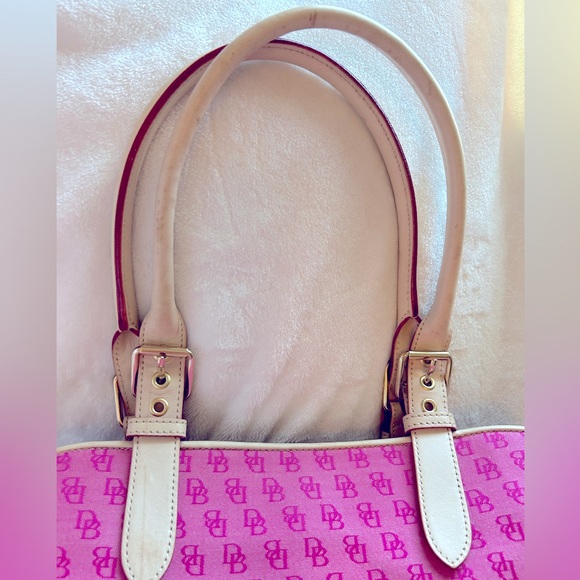 EUC Dooney & Bourke bag & accessories 4pc. set in colors fuchsia & pink π - Picture 8 of 15